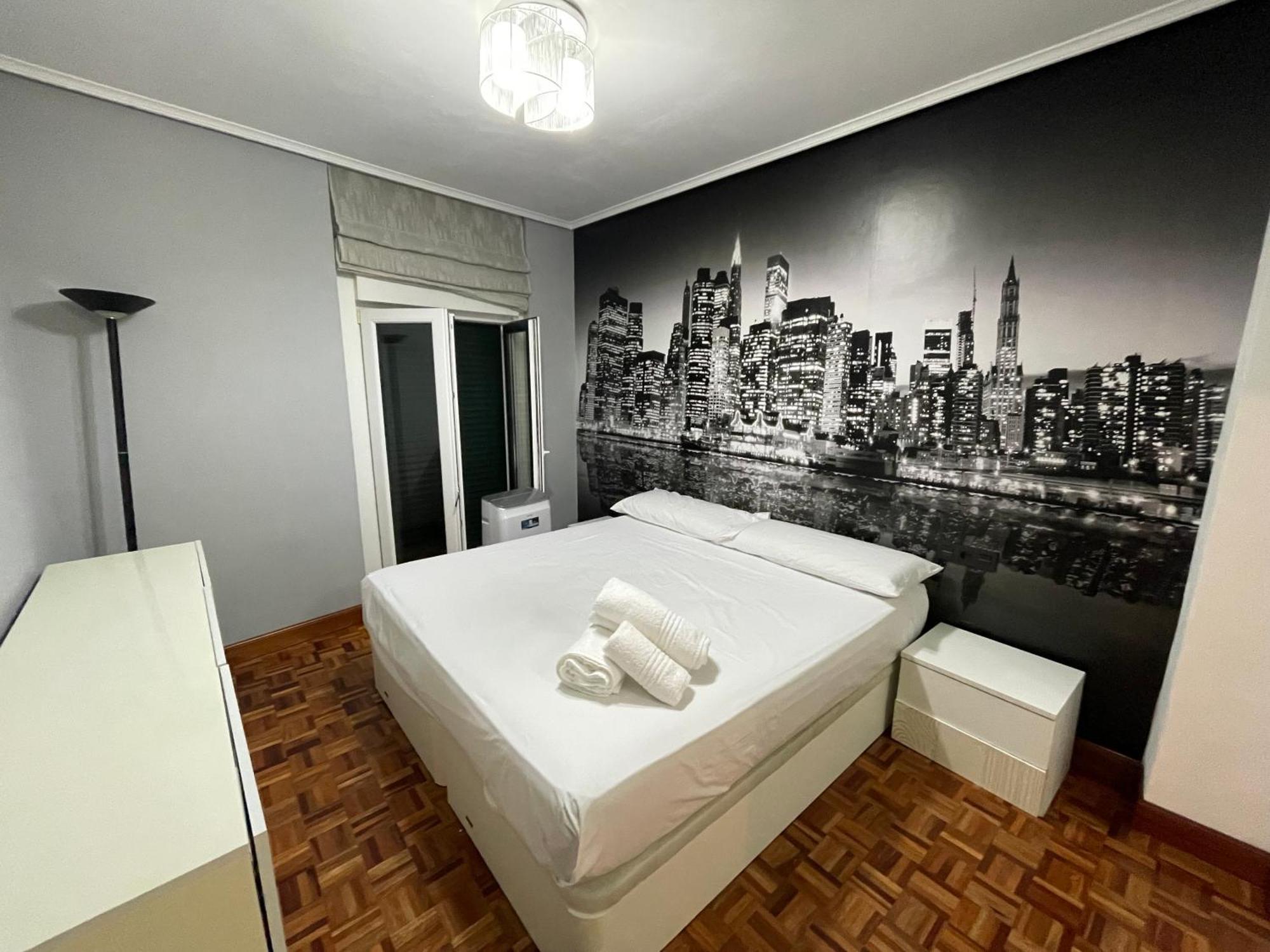 Encantador Apartamento En El Centro De Castro Castro Urdiales Esterno foto